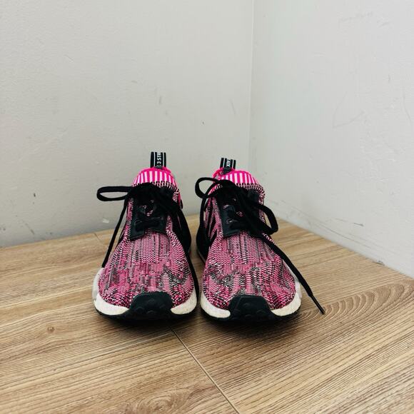 Adidas NMD R1 Primeknit Pink Rose women's sneaker Size 8 - Picture 3 of 11